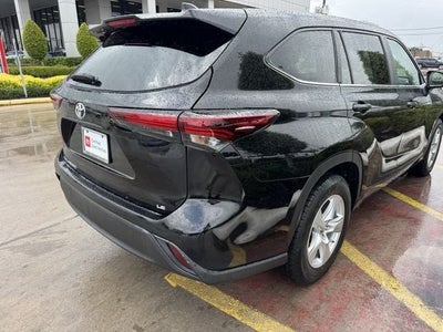 2024 Toyota Highlander LE