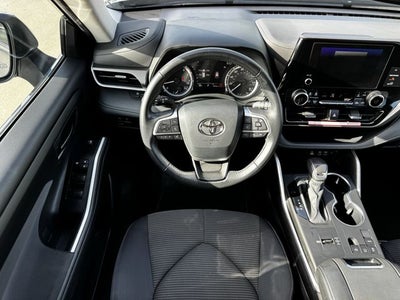 2025 Toyota Highlander LE