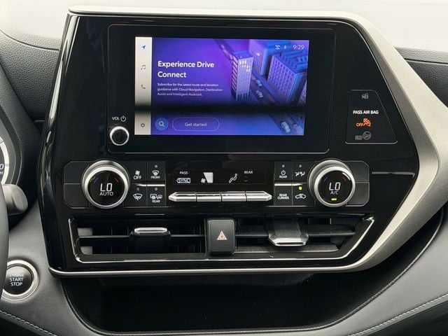 2025 Toyota Highlander LE