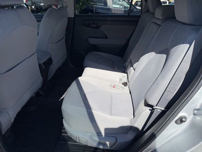 2023 Toyota Highlander LE