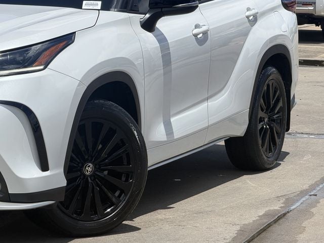 2024 Toyota Highlander XSE