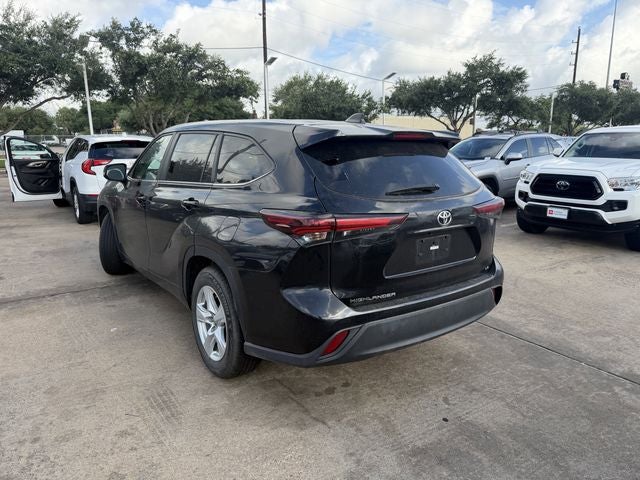 2024 Toyota Highlander LE