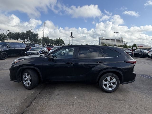 2024 Toyota Highlander LE