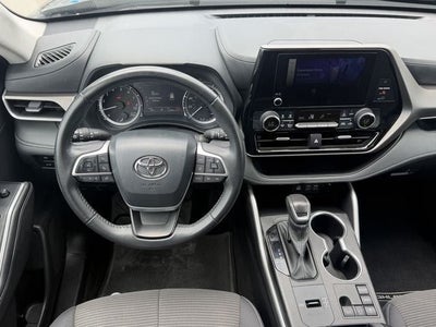 2024 Toyota Highlander LE