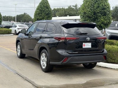 2024 Toyota Highlander LE