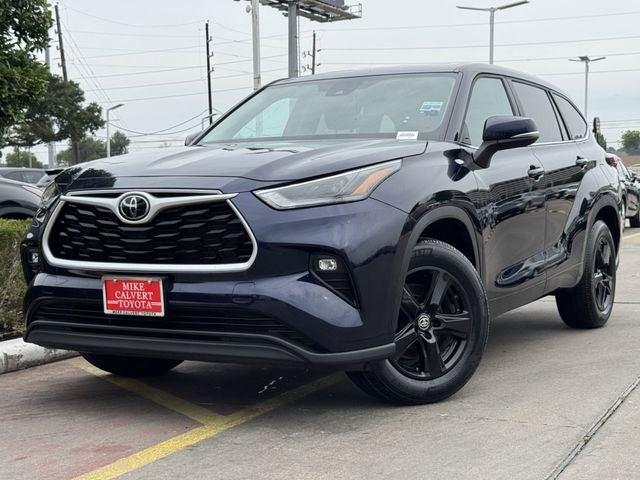 2025 Toyota Highlander LE