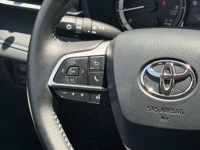 2025 Toyota Highlander LE