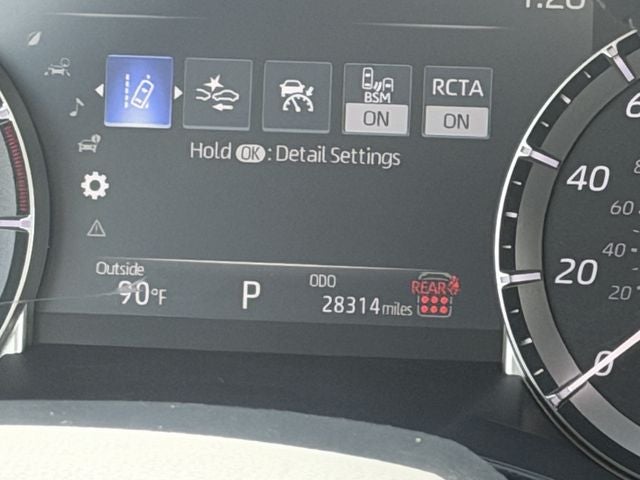 2025 Toyota Highlander LE