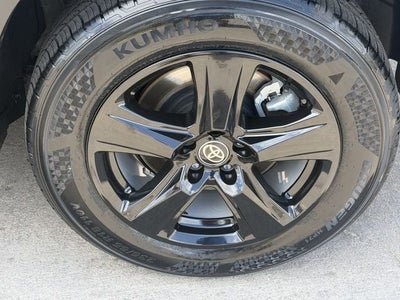 2025 Toyota Highlander LE