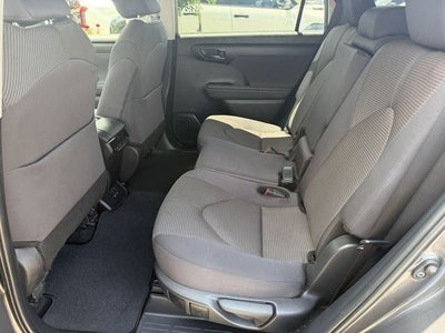 2025 Toyota Highlander LE