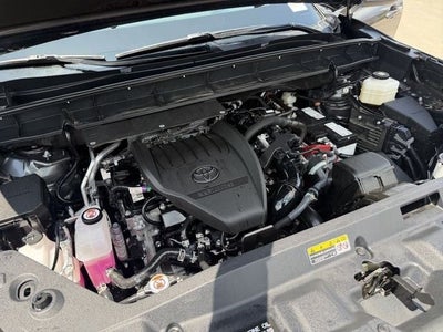2025 Toyota Highlander LE