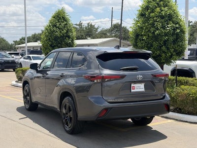 2025 Toyota Highlander LE