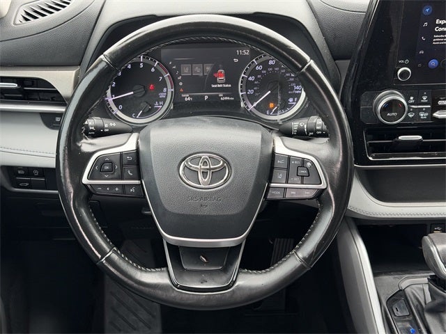 2023 Toyota Highlander LE