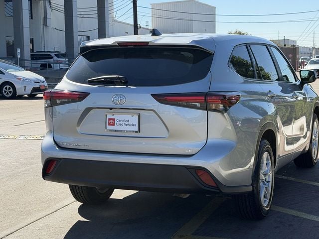 2025 Toyota Highlander LE