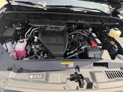 2025 Toyota Highlander LE