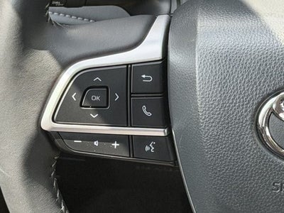 2025 Toyota Highlander LE