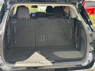2025 Toyota Highlander LE