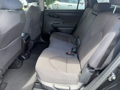 2025 Toyota Highlander LE