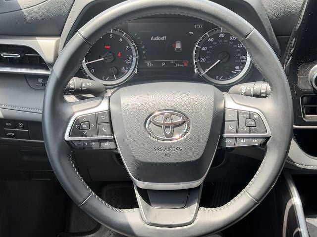 2025 Toyota Highlander LE