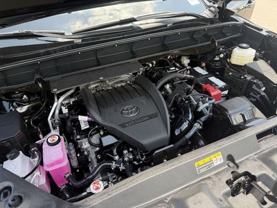 2025 Toyota Highlander LE
