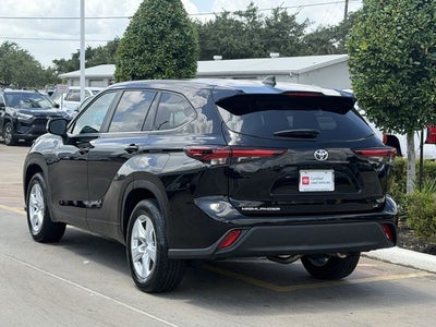 2025 Toyota Highlander LE