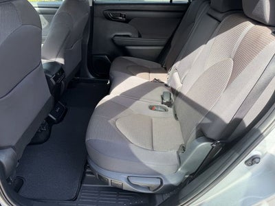 2025 Toyota Highlander LE