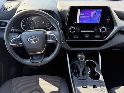 2025 Toyota Highlander LE