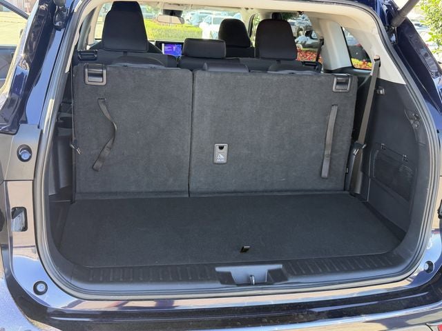 2025 Toyota Highlander LE