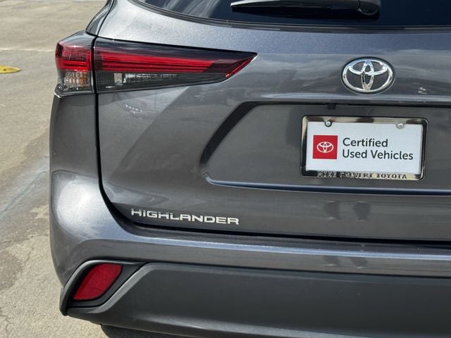 2025 Toyota Highlander LE