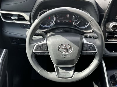 2025 Toyota Highlander LE