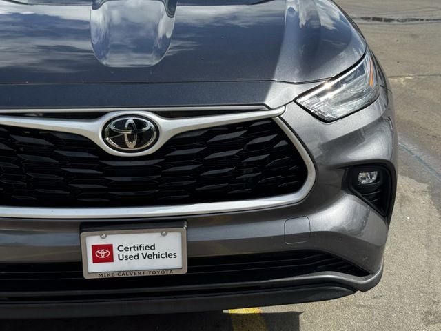 2025 Toyota Highlander LE