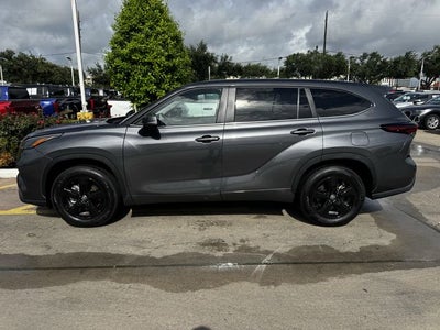 2025 Toyota Highlander LE