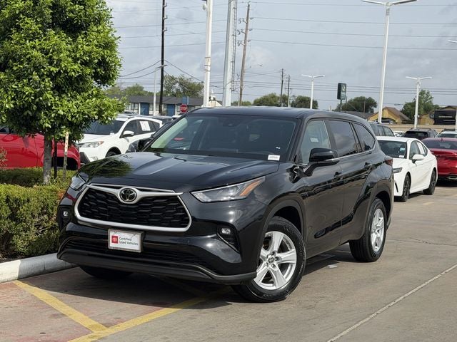 2025 Toyota Highlander LE