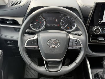 2025 Toyota Highlander LE