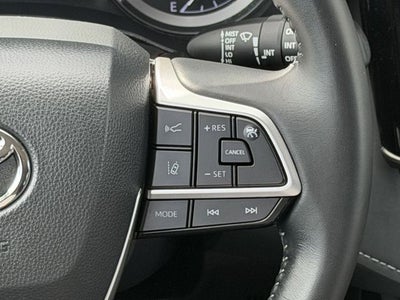 2025 Toyota Highlander LE