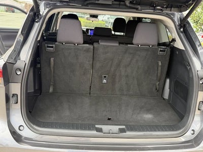 2025 Toyota Highlander LE