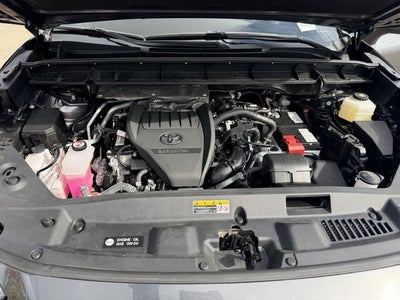 2025 Toyota Highlander LE