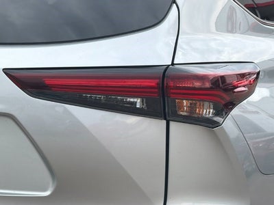2025 Toyota Highlander LE