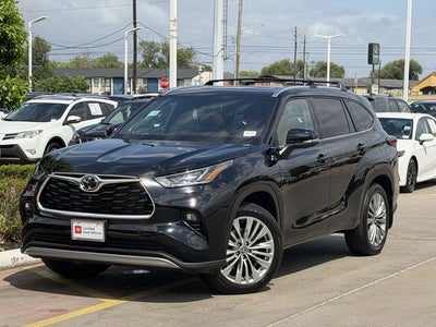 2025 Toyota Highlander Platinum