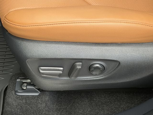 2025 Toyota Highlander Platinum