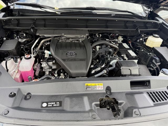 2025 Toyota Highlander Platinum