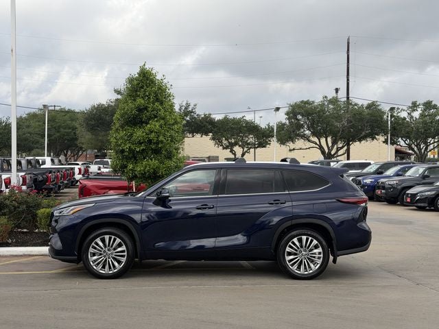 2025 Toyota Highlander Platinum