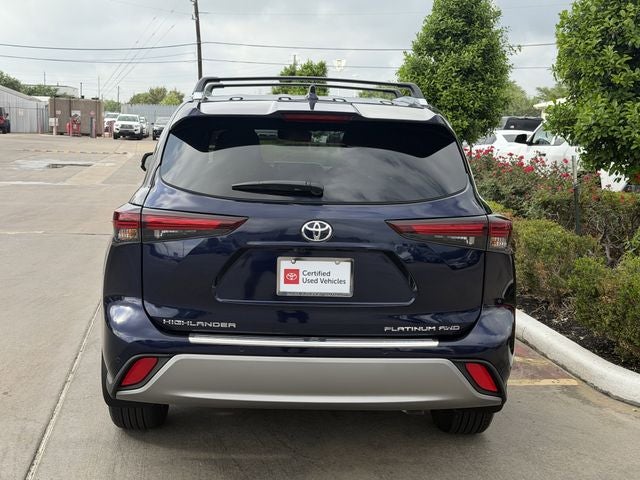 2025 Toyota Highlander Platinum