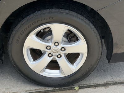 2013 Toyota Sienna LE 8 Passenger