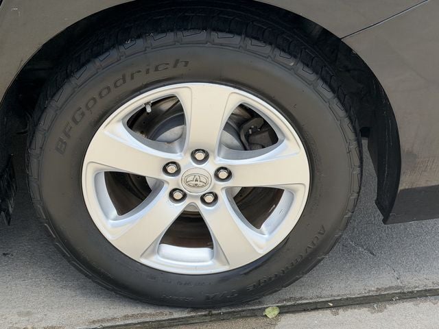 2013 Toyota Sienna LE 8 Passenger