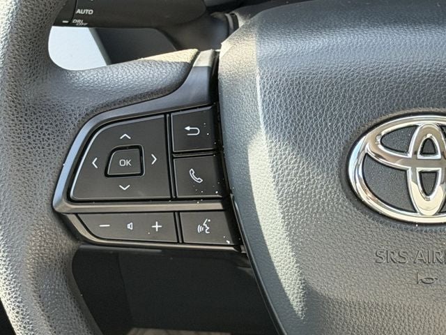 2025 Toyota Sienna LE 8 Passenger