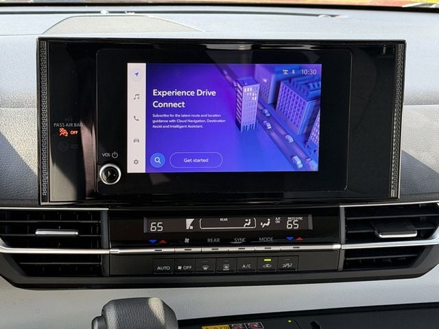 2025 Toyota Sienna LE 8 Passenger