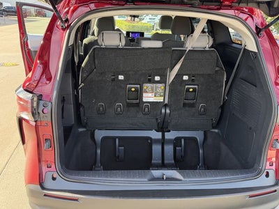2025 Toyota Sienna LE 8 Passenger