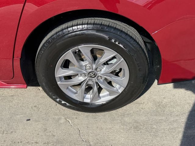 2025 Toyota Sienna LE 8 Passenger