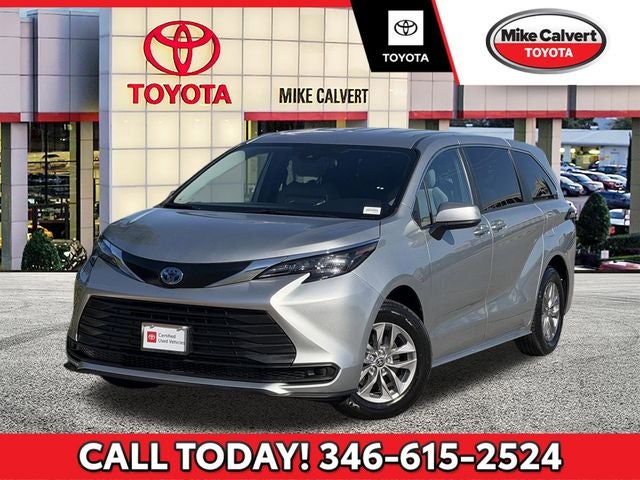 2025 Toyota Sienna LE 8 Passenger